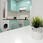 Casa Gascona Con Parking, Wifi Y Netflix Gratis!! By Delabra Apartament Oviedo